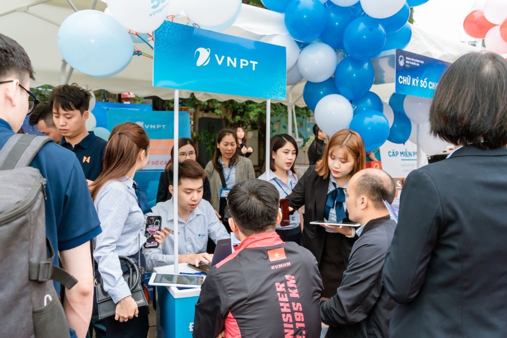 Các sản phẩm của VNPT đạt giải vàng tại Giải thưởng quốc tế về kinh doanh và tiếp thị khách hàng