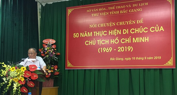Giáo sư Hoàng Chí Bảo nói chuyện Chuyên đề “50 năm thực hiện Di chúc của Chủ tịch Hồ Chí Minh”